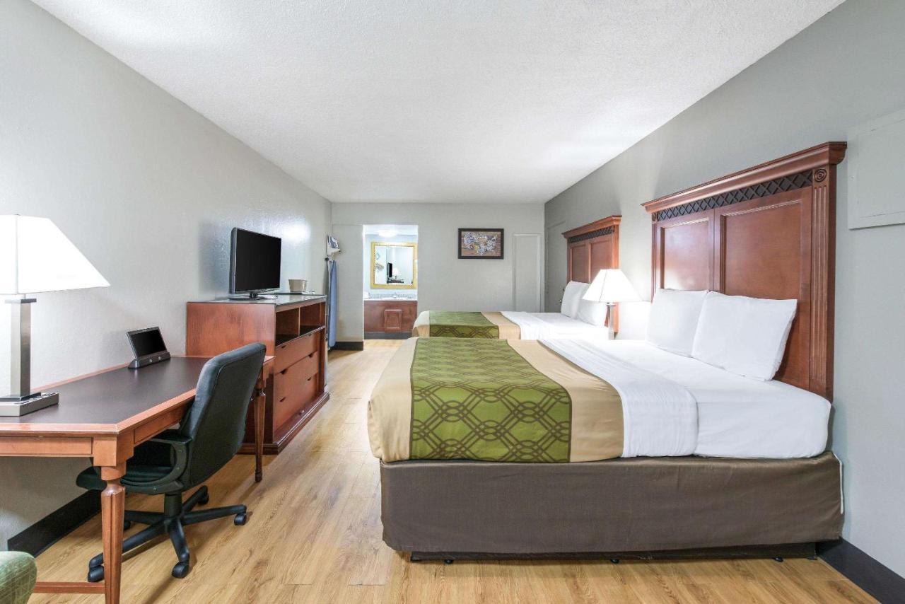 Rodeway Inn Saint Joseph Bagian luar foto